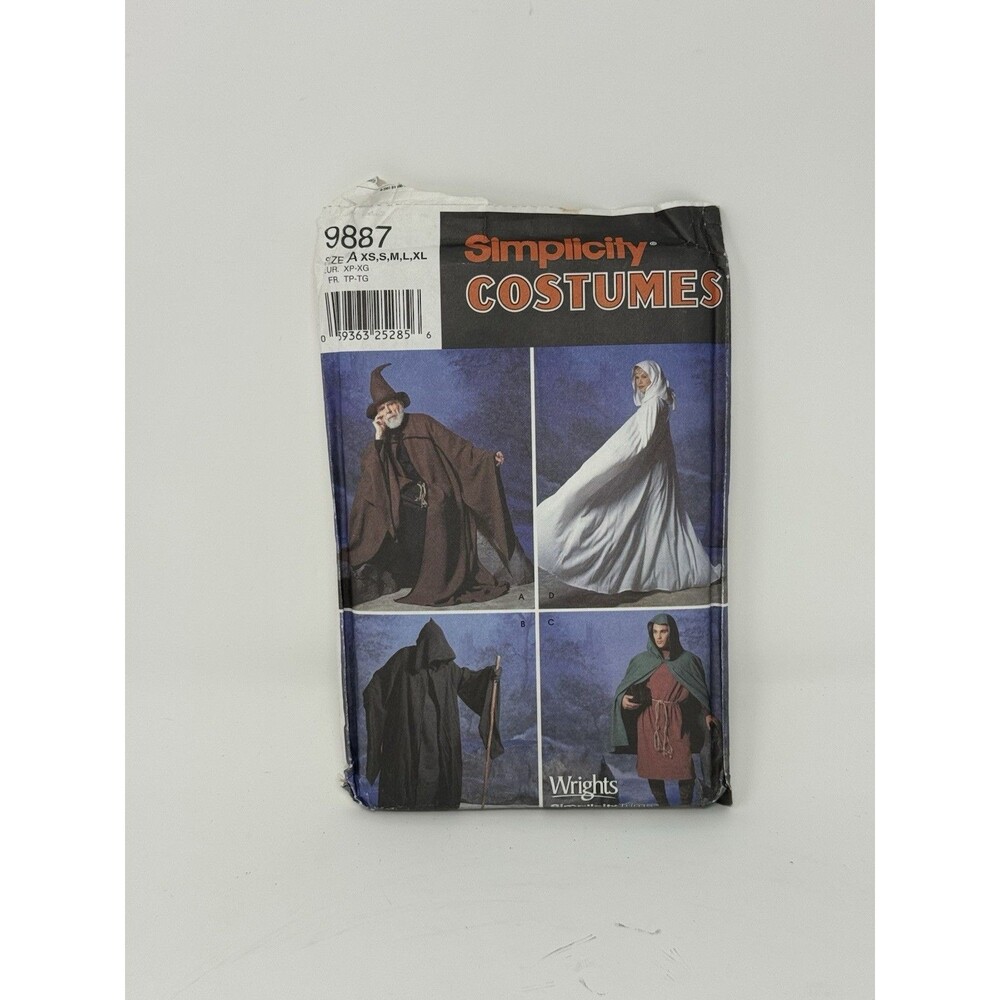 Simplicity sewing patterns Robe/hood costume UNCUT